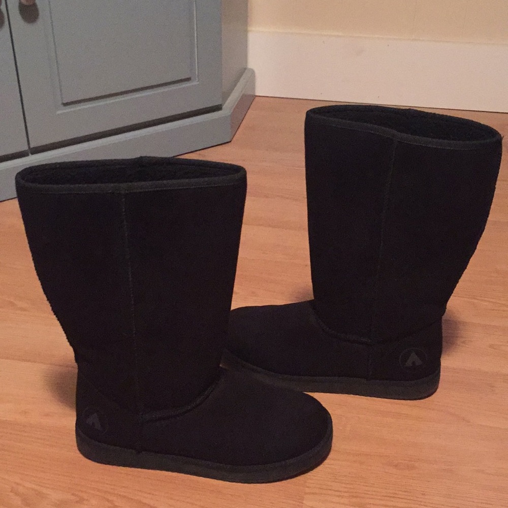 Airwalk Black Boots